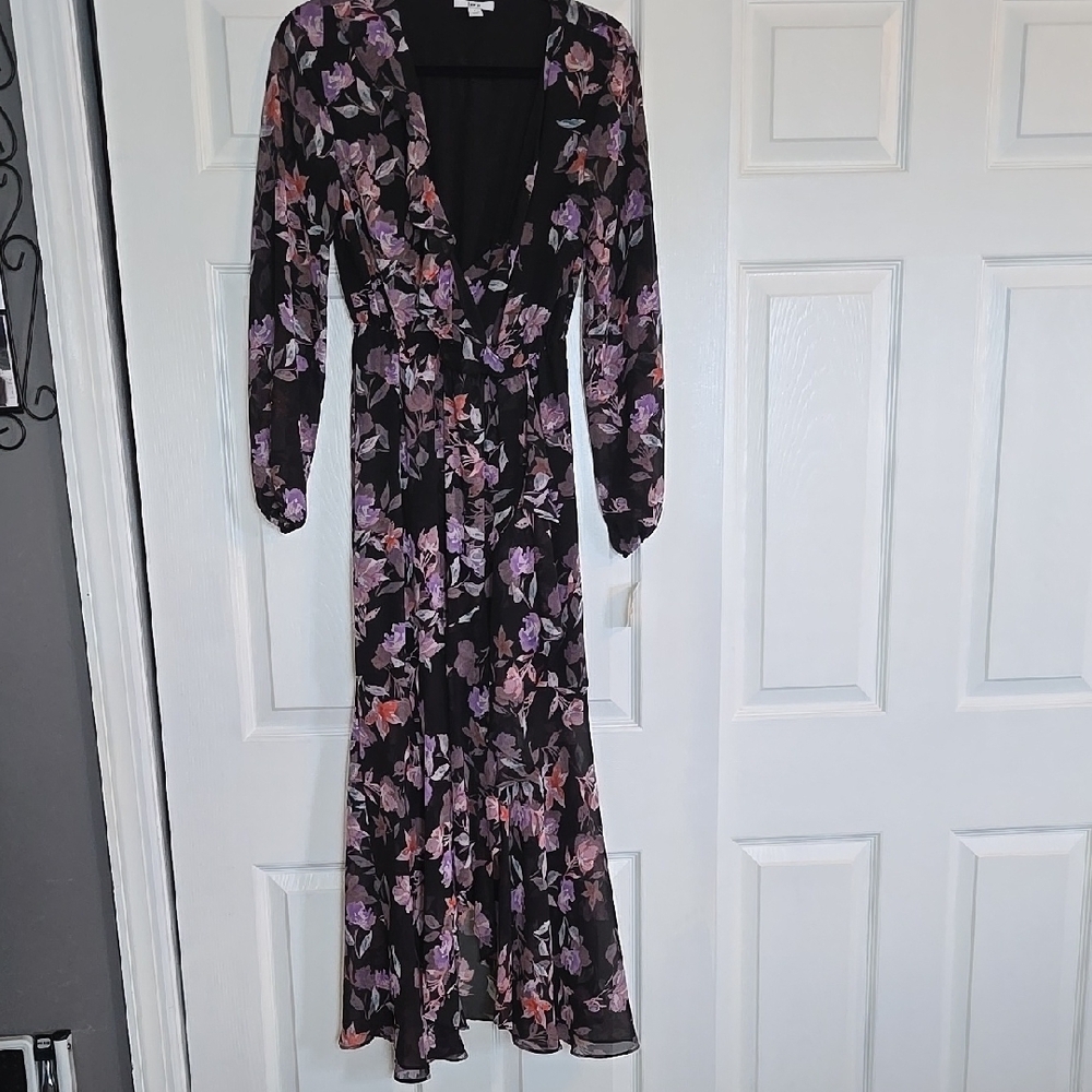 Floral V-Neck Maxi Dress